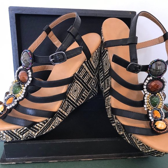 Dolce by Mojomoxy Wedge Platform Black Sandals - Picture 6 of 8